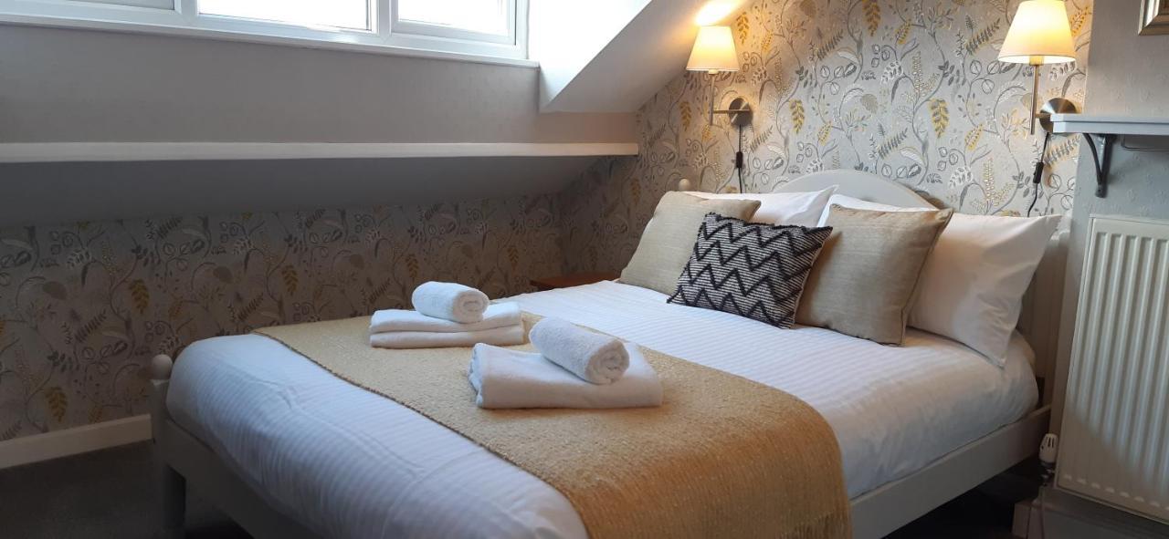 Harvington House Bed and Breakfast Κέσγουικ Εξωτερικό φωτογραφία