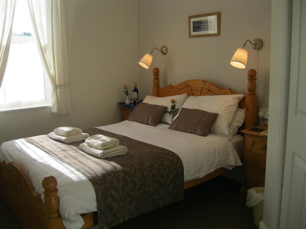 Harvington House Bed and Breakfast Κέσγουικ Δωμάτιο φωτογραφία