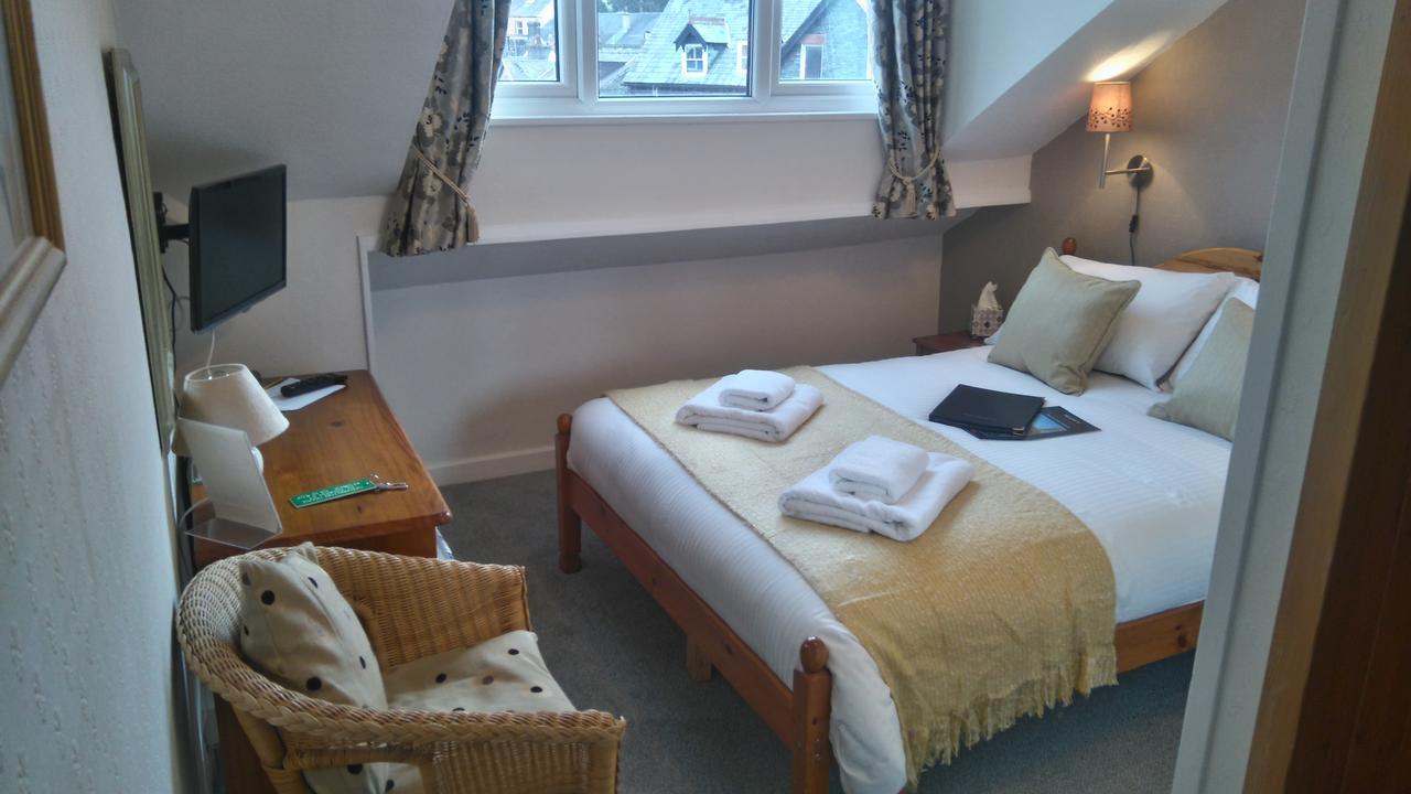 Harvington House Bed and Breakfast Κέσγουικ Εξωτερικό φωτογραφία